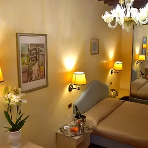 Residenza Favaro , Venecia Italia