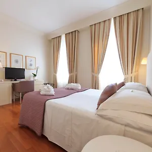 Hilda Aparthotel Florence
