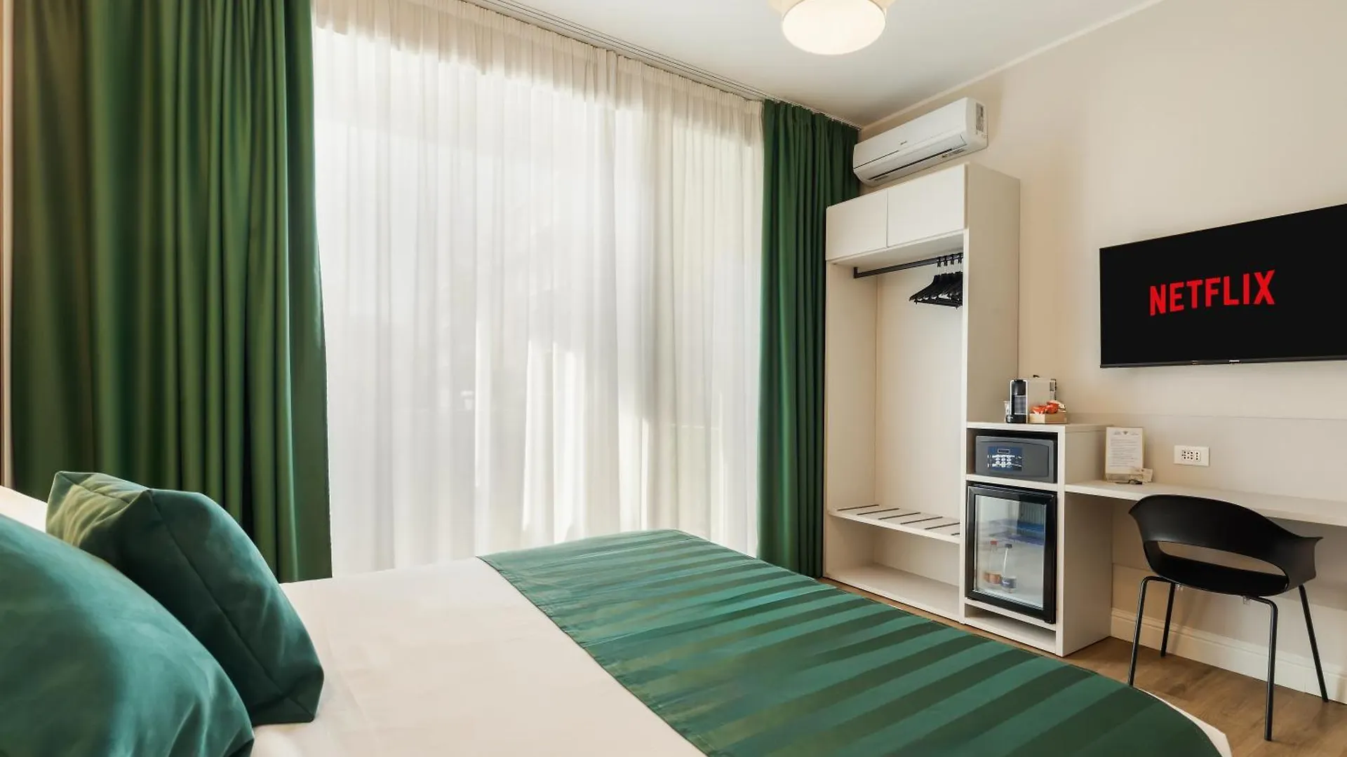 Albadea Deluxe Hotel Rome Italy